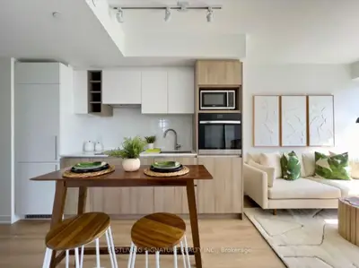 319 Jarvis Street 1802, Toronto, On M5b 0c8
