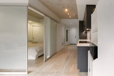 60 Colborne Street 516, Toronto, On M5e 1e3