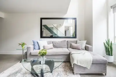 80 Cumberland Street 1103, Toronto, On M5r 3v1