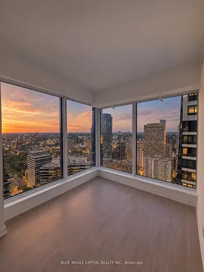 8 Wellesley Street W 5203, Toronto, On M4y 0j5