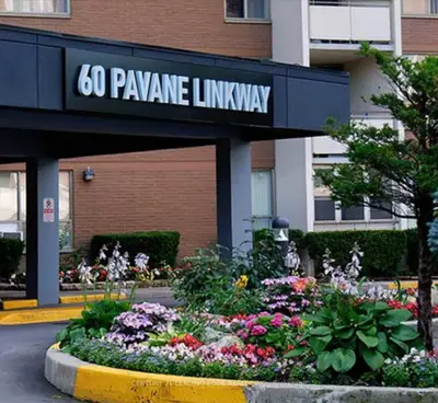 60 Pavane Link Way 408, Toronto, On M3c 1a1