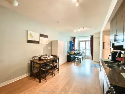 33 Bay Street 1911, Toronto, On M5j 2z3