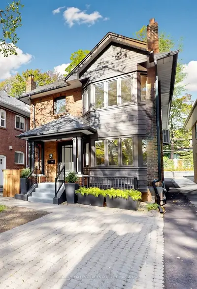 7 Tullis Drive Lower, Toronto, On M4s 2e2