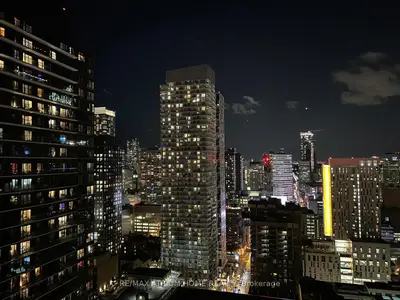 251 Jarvis Street 3609, Toronto, On M5b 0c3