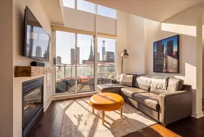 77 Lombard Street 915, Toronto, On M5c 3e1