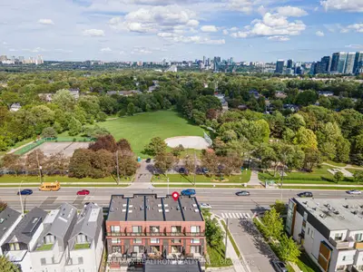 2962b Bayview Avenue, Toronto, On M2n 5k7