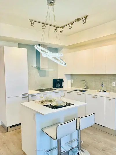 11 Bogert Avenue 2904, Toronto, On M2n 0h4