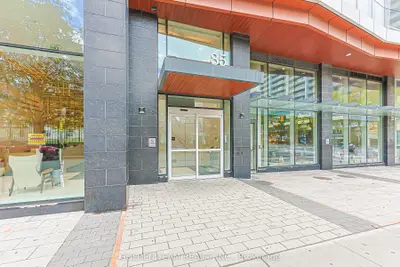 85 Wood Street 3802, Toronto, On M4y 0e8