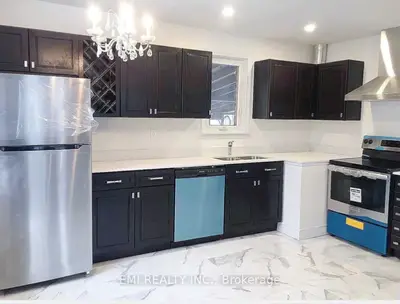 17 Granite Street, Toronto, On M3h 3k1