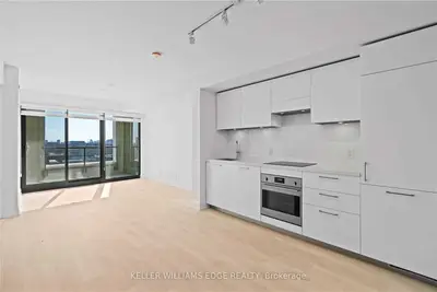 33 Frederick Todd Way 507, Toronto, On M4g 0c9