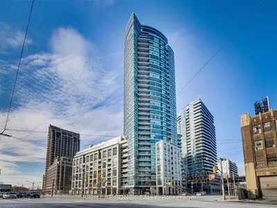 600 Fleet Street 734, Toronto, On M5v 1b7