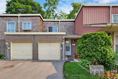 83 Thorny Vine Way, Toronto, On M2j 4j3