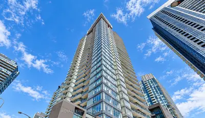70 Queens Wharf Road 2115, Toronto, On M5v 0j2