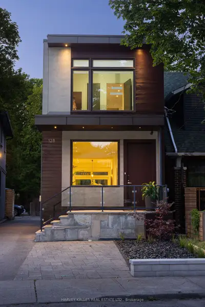 128 Montgomery Avenue, Toronto, On M4r 1e2