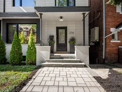 374 Spadina Road, Toronto, On M5p 2v8