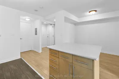 600 Fleet Street 1311, Toronto, On M5v 1b7