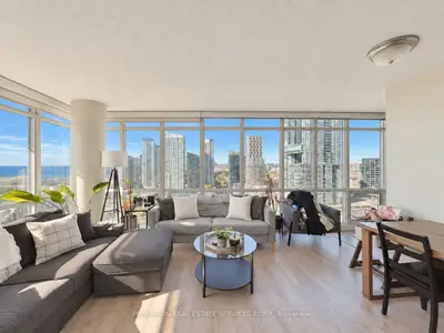 15 Fort York Boulevard 2812, Toronto, On M5v 3y4