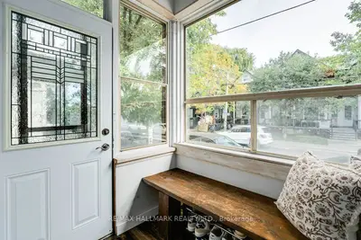 502 Lansdowne Avenue, Toronto, On M6h 3y3