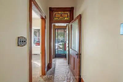 195 Shaw Street, Toronto, On M6j 2w7