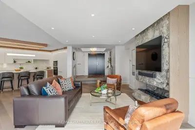240 Heath Street W 1401, Toronto, On M5p 3l5