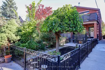 517 Crawford Street, Toronto, On M6g 3j9