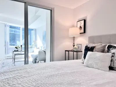 361 Front Street W 512, Toronto, On M5v 3r5