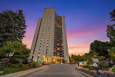 75 Graydon Hall Drive 1502, Toronto, On M4p 0b9