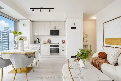 280 Dundas Street W 1803, Toronto, On M5t 0e3