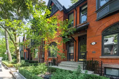 33 Tranby Avenue, Toronto, On M5r 1n4