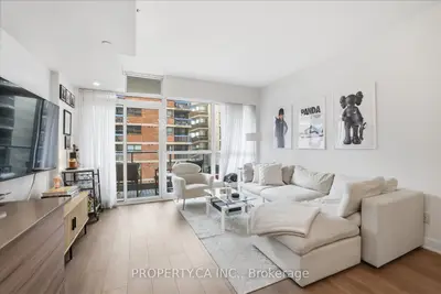 210 Simcoe Street 606, Toronto, On M5t 0a9