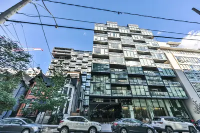 38 Stewart Street 802, Toronto, On M5v 1h6