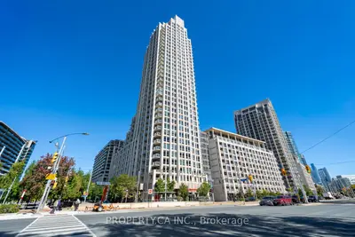 628 Fleet Street 2103, Toronto, On M5v 1a8