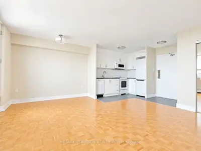 1500 Bathurst Street 1004, Toronto, On M5p 3l3