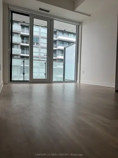 135 Lower Sherbourne Street 2418, Toronto, On M5a 1y4