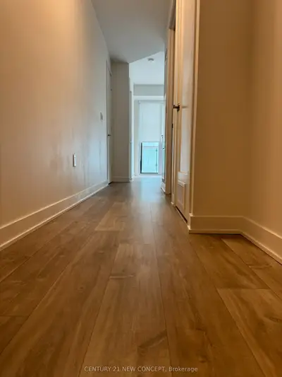 135 Lower Sherbourne Street 2418, Toronto, On M5a 1y4