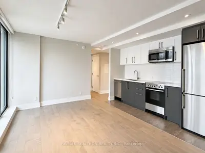 11 Walmer Road 304, Toronto, On M5r 2w9