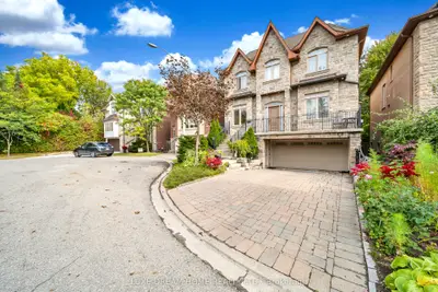 7 Geranium Court, Toronto, On M2m 0a2