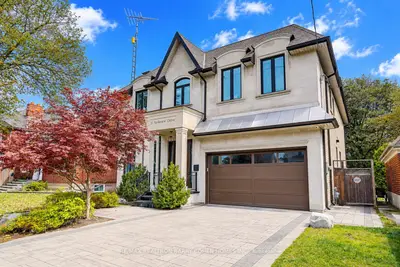 21 Yorkview Drive, Toronto, On M2n 2r9