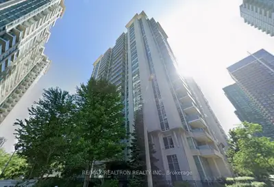 17 Anndale Drive 510, Toronto, On M2n 2w7