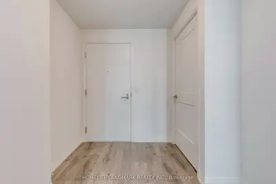 8 Widmer Street 2411, Toronto, On M5v 0w6