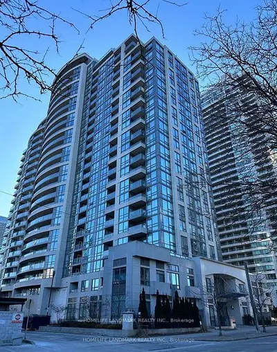 35 Hollywood Avenue, Toronto, On M2n 0a9