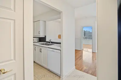 1750 Bayview Avenue 202, Toronto, On M4g 4h6