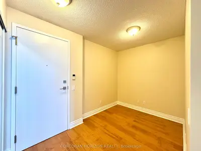 10 Northtown Way 2513, Toronto, On M2n 7l4