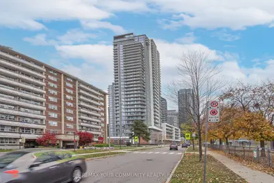 32 Forest Manor Road 1902, Toronto, On M2j 1m5