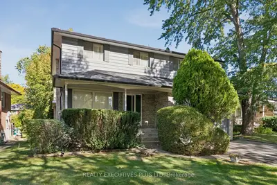 12 Mandel Crescent, Toronto, On M2h 1b9