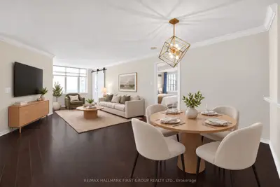 70 Mill Street 705, Toronto, On M5a 4r1