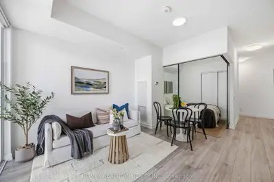 108 Peter Street 1003, Toronto, On M5v 2g7