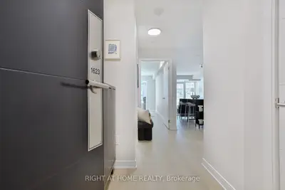 525 Adelaide Street W 1623, Toronto, On M5v 0n7