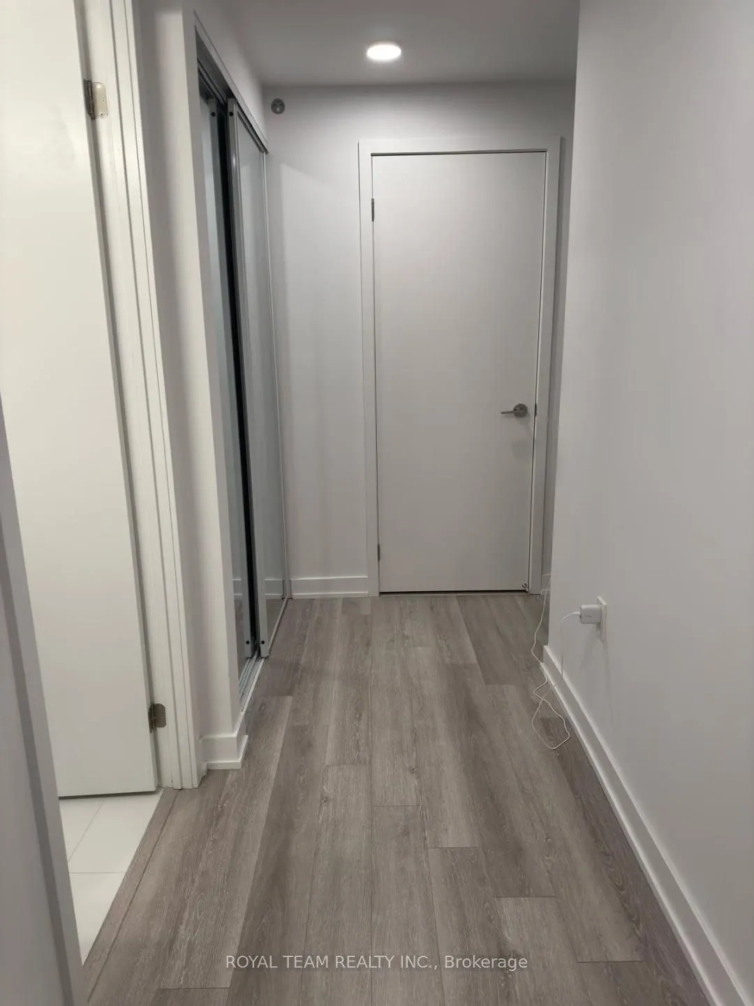 238 Simcoe Street W 1406, Toronto, On M5t 0e2