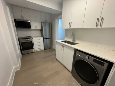 316 Lonsdale Road 2, Toronto, On M4v 1x4